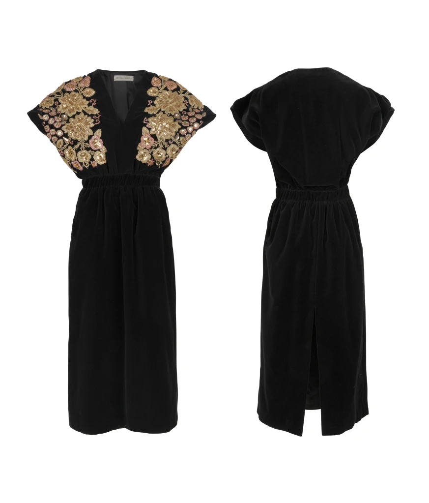 Maxi dress with golden embroidery