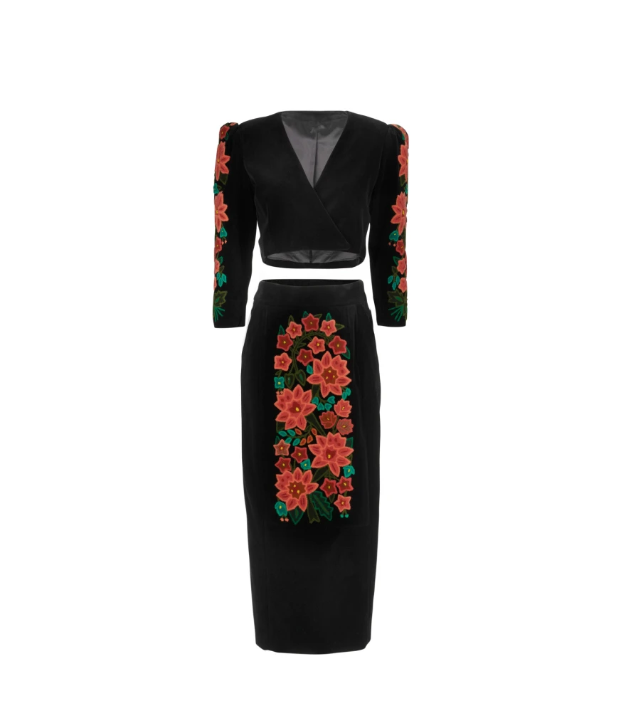 Velvet light red embroidered skirt - Image 5